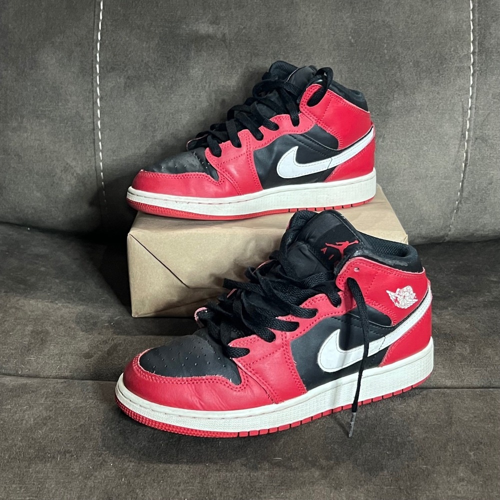 Nike Air Jordan 1 Mid GS Youth Sneakers Leather Lace Up Size 5Y Red Black White